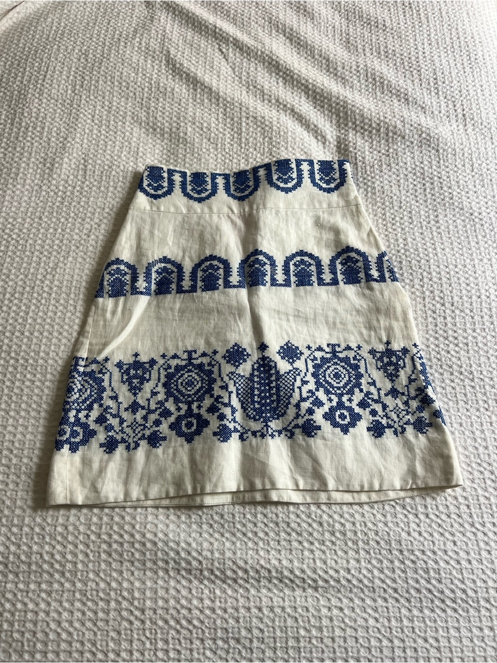 Milly White Cotton A-Line Skirt with Blue Embroidered Motifs